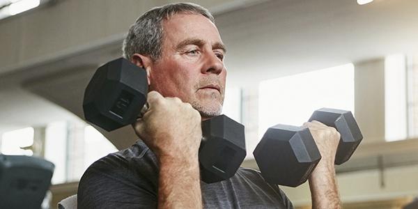 Entenda a importância da musculação na terceira idade