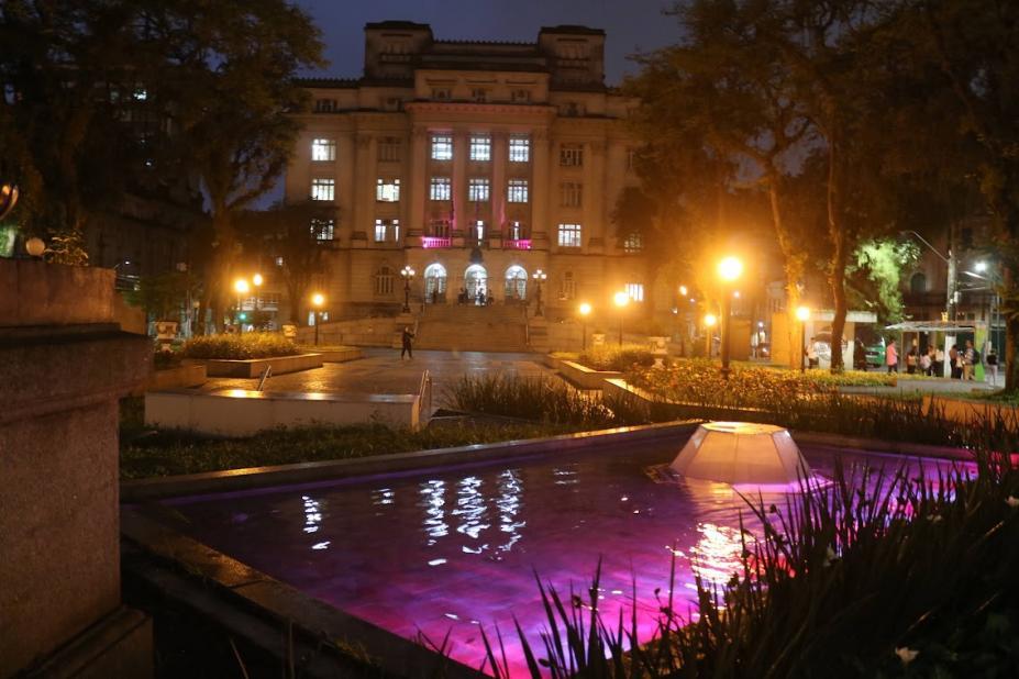 SANTOS: Tradição em Santos, a Campanha Outubro Rosa, de conscientização sobre o câncer de mama, foi lançada oficialmente nesta segunda-feira (9)