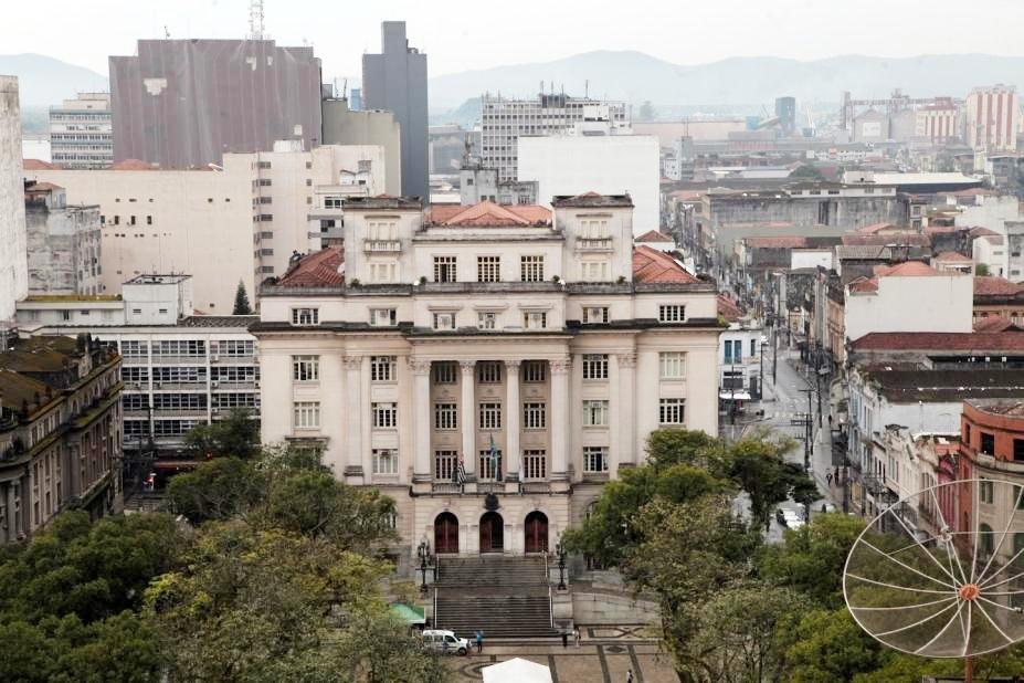 SANTOS - Prefeitura envia à Câmara projeto para Refis com até 70% de descontos