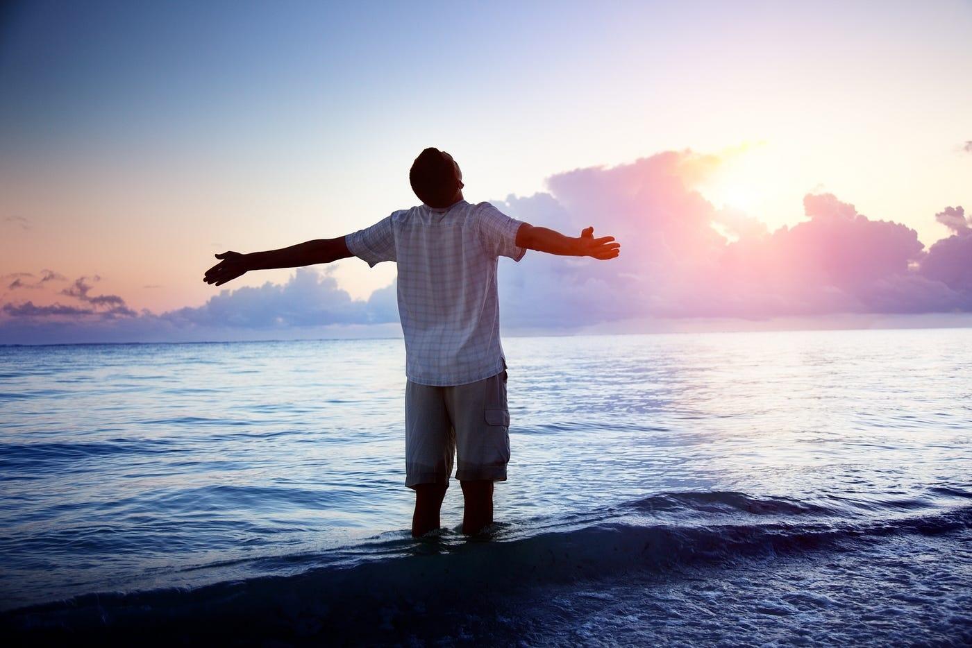 Além da Solidão e do Silêncio: A Arte de Escolher a Solidão Consciente como Jornada de Autoconhecimento e Crescimento Pessoal em um Mundo Conectado