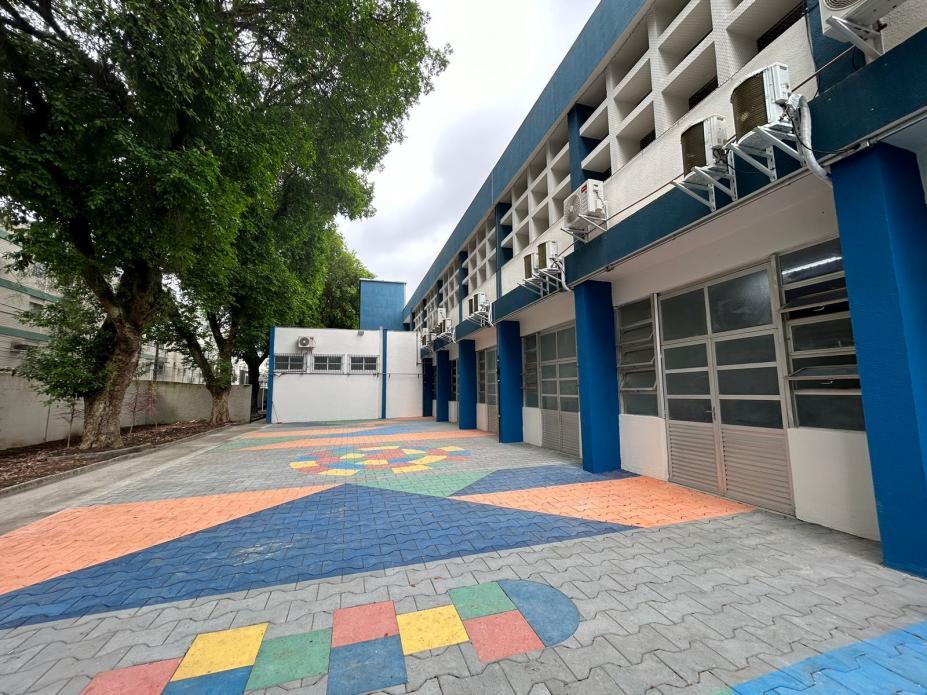 SANTOS - UME dos Andradas I, em Santos, fica de cara nova após conclusão de reforma