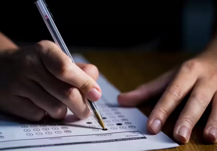 Concursos abertos têm 93 mil vagas e salários até R$ 32,9 mil