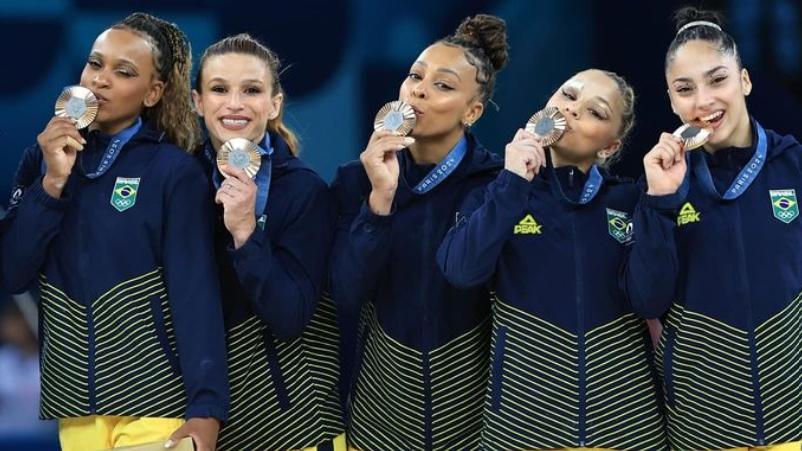 Com sangue, suor e brilho, Brasil é bronze por equipes na ginástica nas Olimpíadas 2024