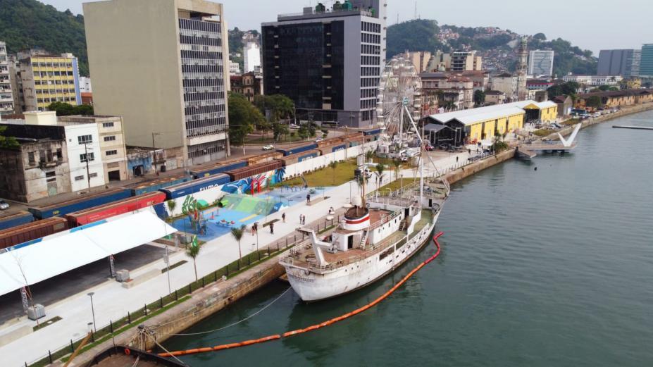 SANTOS - Navio Professor Besnard começa a renascer com o Parque Valongo, em Santos