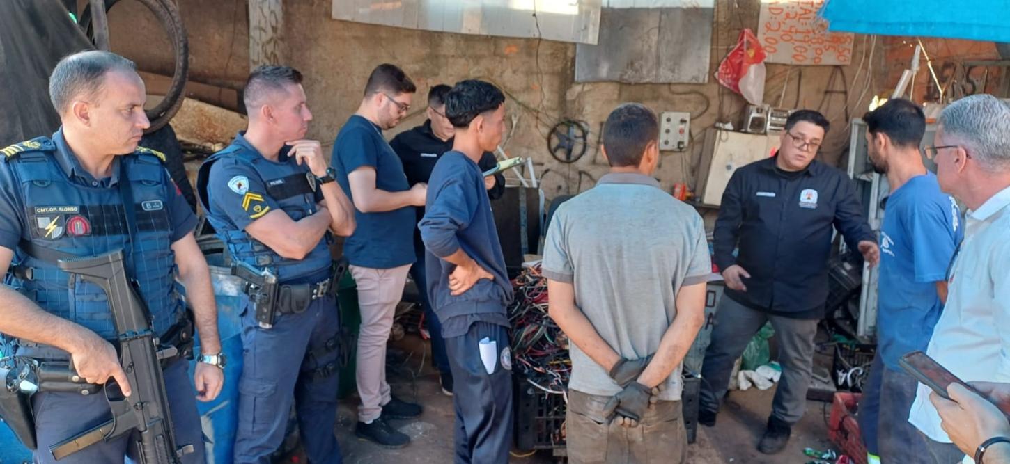 SOROCABA - Operação Ferro-velho Intensifica Combate ao Comércio Clandestino em Sorocaba, já interditando dois deles