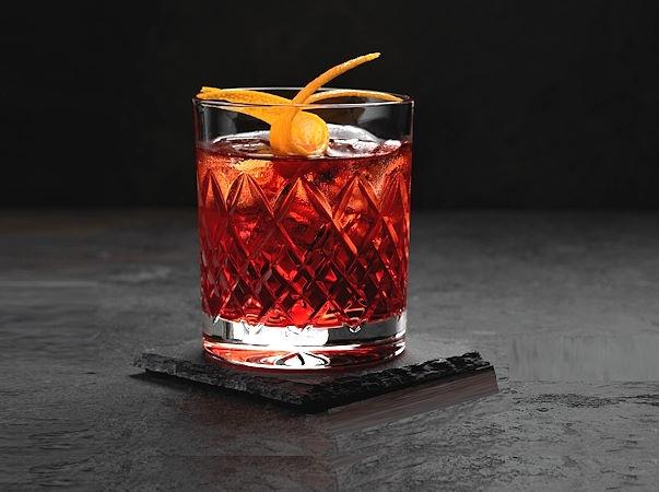 Bares de Santos inovam com 17 variações de Negroni no Negroni Campari Experience 2024