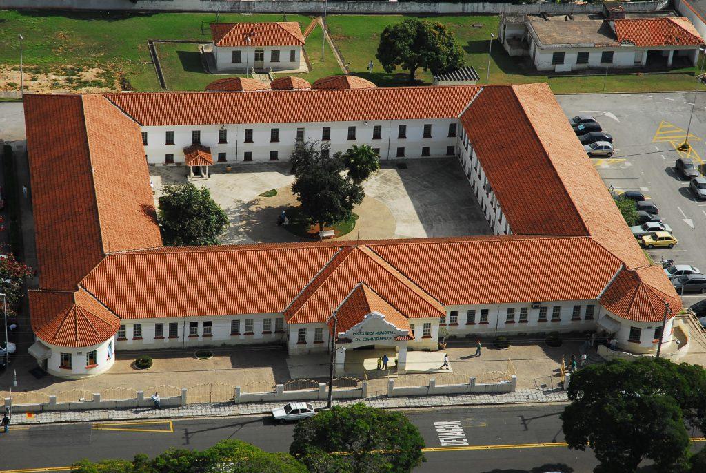 Ônibus Rosa e Azul atendem na Policlínica na próxima semana (21 a 25/10)