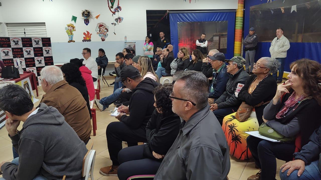 População participa de reunião do CONSEG Sorocaba Sul no Jardim Zulmira e debate segurança, abandono e situação social
