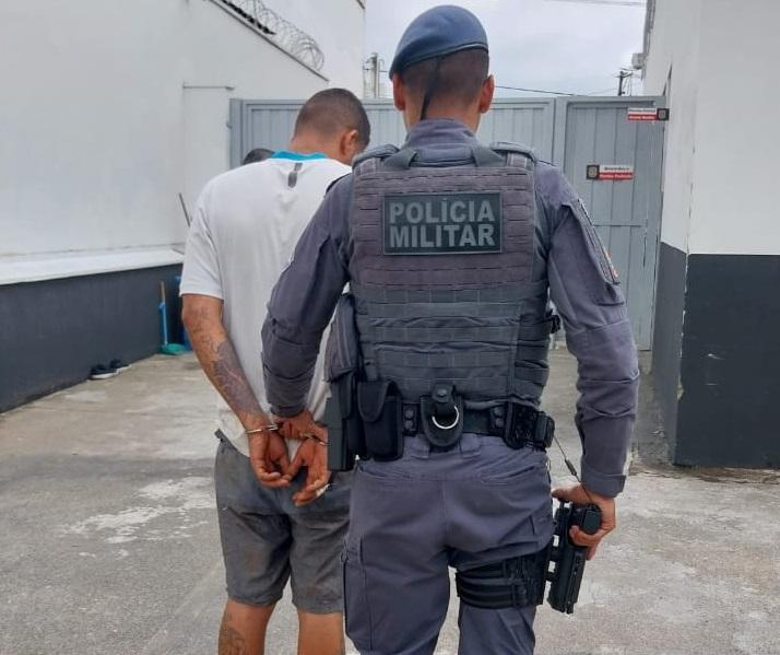 🚓 Polícia Militar captura indivíduo procurado pela Justiça em Sorocaba, em ferro-velho