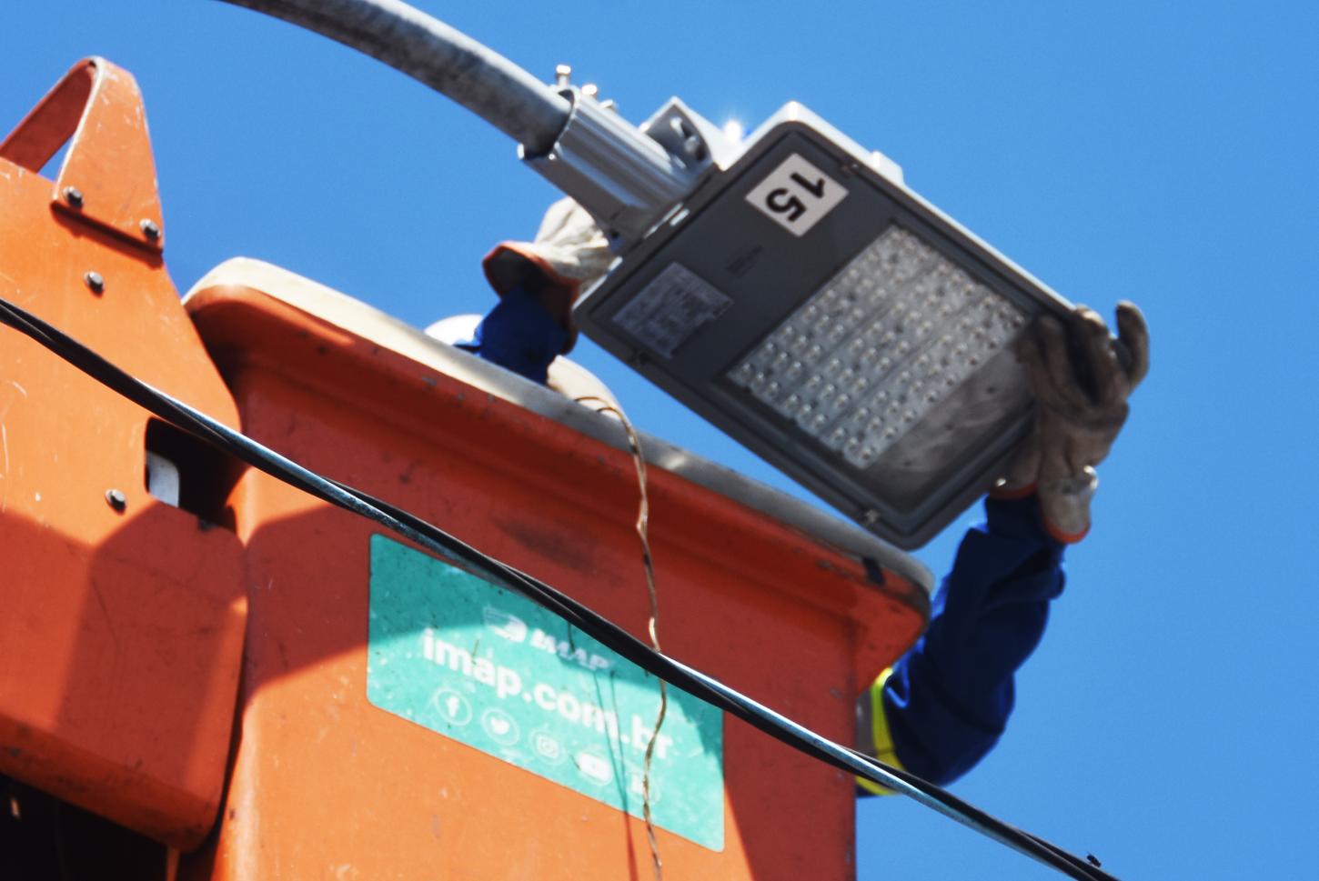 24 mil lâmpadas das ruas de Praia Grande já foram substituídas por luminárias de LED