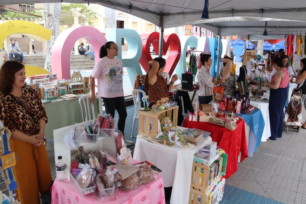 5ª edição da Expo Mulheres Empreendedoras é realizada na Praça Coronel Fernando Prestes