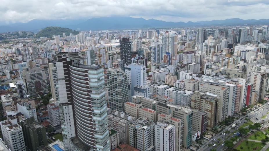 Estudo revela evolução dos empreendimentos imobiliários em Santos desde 1956