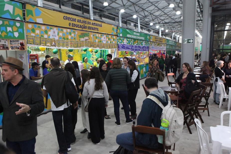 Festa Inverno Criativo, em Santos, amplia programação no feriado com música, gastronomia e solidariedade