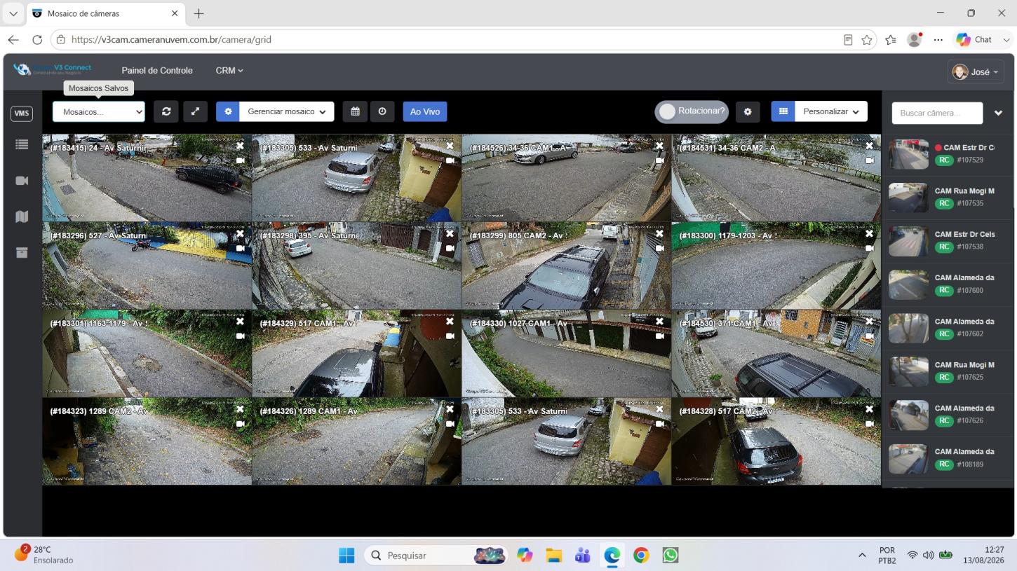 Os assinantes podem organizar mosaicos com até 16 câmeras simultâneas pelo computador ou com 8 câmeras pelo celular.