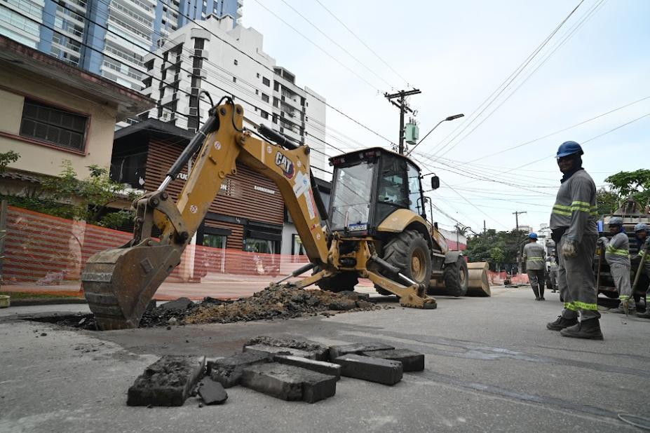 Reurbanização de via na Aparecida, em Santos, entra em nova etapa com mudanças no trânsito