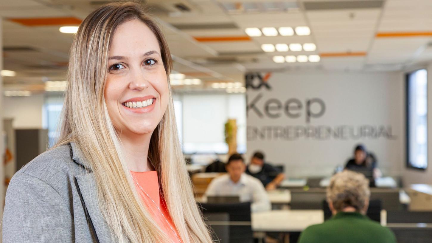 RX anuncia Amanda Franza como nova gerente de produto da FIEE