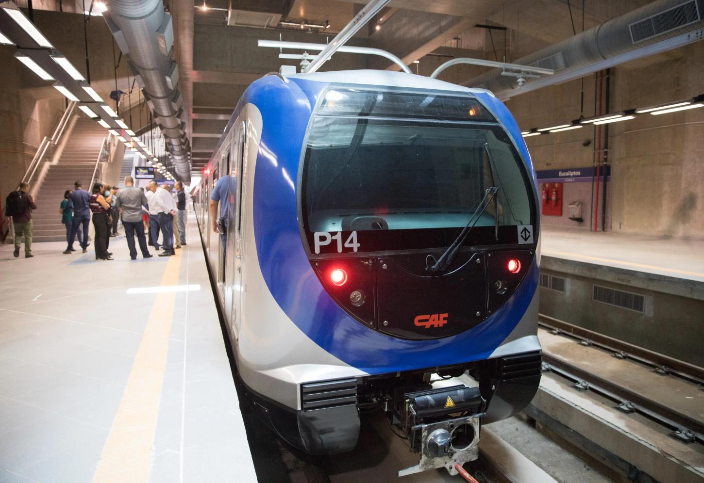 Metrô de São Paulo Inicia Implementação do Pix nas Bilheterias Automáticas e Amplia Facilidade para Passageiros