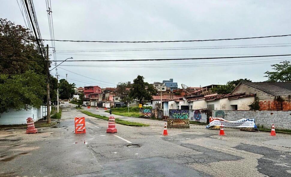 Saae/Sorocaba inicia trabalhos para substituição de travessia sobre córrego no Jardim São Paulo