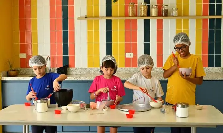 Alimentação e aprendizagem: o que vai ao prato pode impactar a rotina escolar?