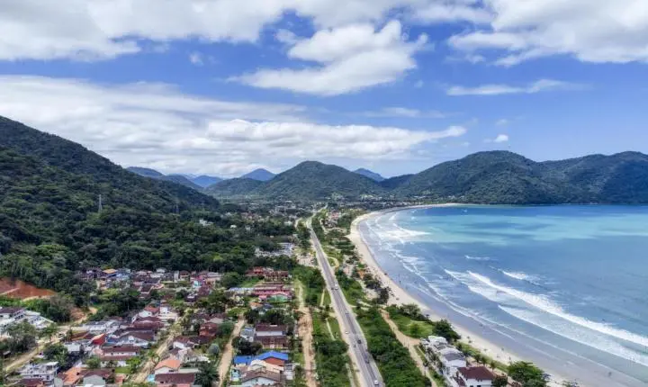 BOLSO PESADO NO LITORAL: CÂMARA DE UBATUBA MANTÉM ZONA AZUL DE R$ 50 NAS PRAIAS