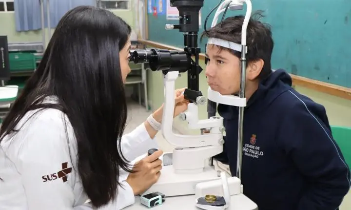 Com investimento de R$ 42 milhões, Prefeitura lança nova fase do Ver e Aprender e amplia programa de saúde visual nas escolas
