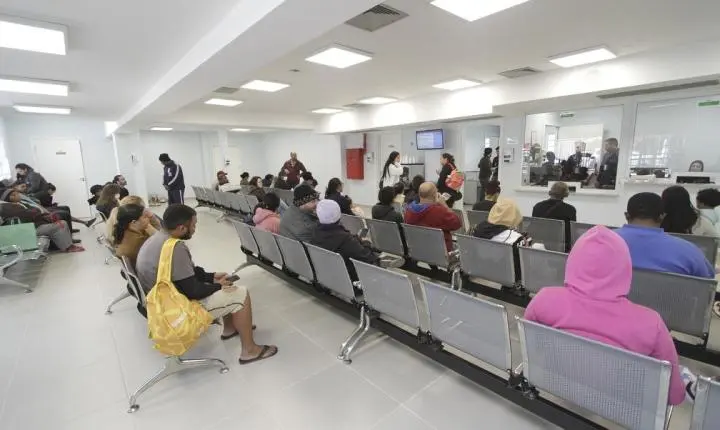 Febre, tosse e dor no corpo: veja quando procurar uma UPA ou um hospital