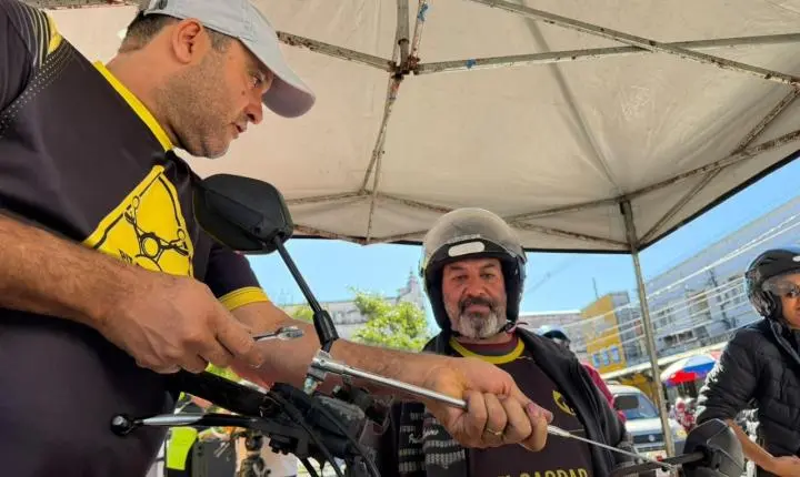 Pit Stop do Motoca instala 300 antenas corta-pipa e homenageia jovem vítima de cerol